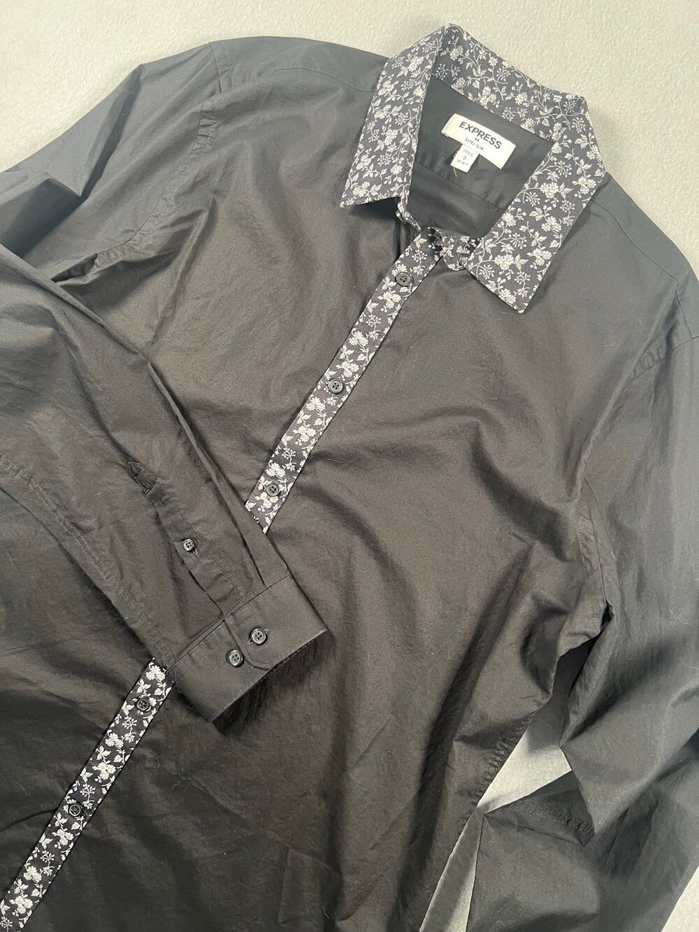 Express Men’s Extra Slim Fit Black Floral Trim Button Down Shirt L